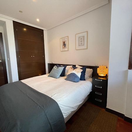 Atuaire Home Vivienda B Luminosa Parking Incluido En Plena Calle Comercial Burgo エクステリア 写真